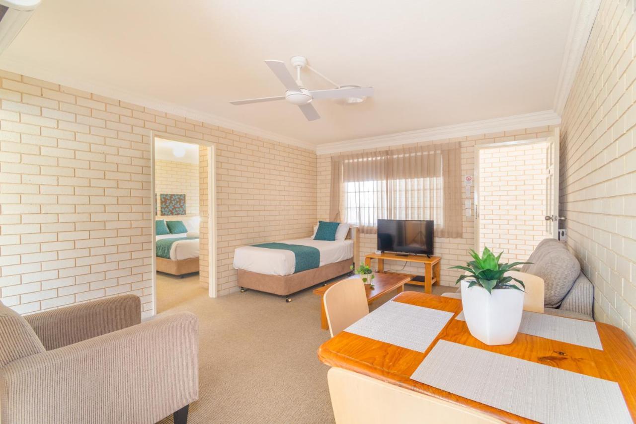 Santa Fe Motel And Holiday Units Lennox Head Buitenkant foto